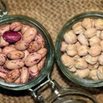 Immagine di legumi cotti senza ammollo, evidenziando risultati poco appetitosi e consistenza scadente.